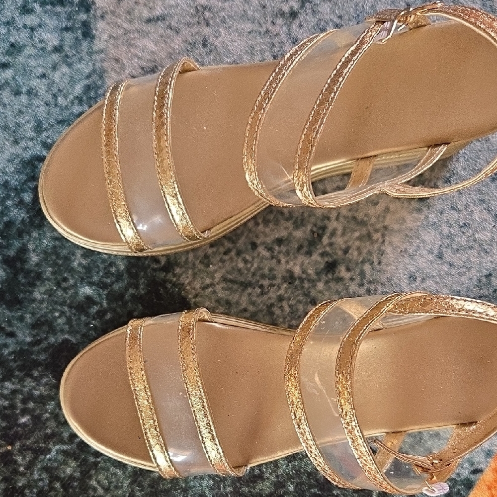 Gold Strappy Wedge Sandals 🤎PRE OWNED  SIZE 43 - Picture 2 of 9